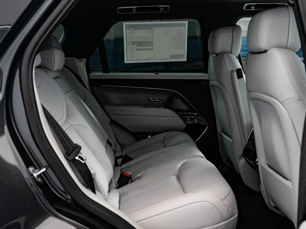 New 2026 Carpathian Grey Land Rover SE image 43