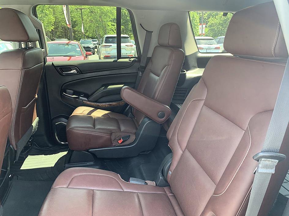Used 2019 Summit White Chevrolet Premier image 12