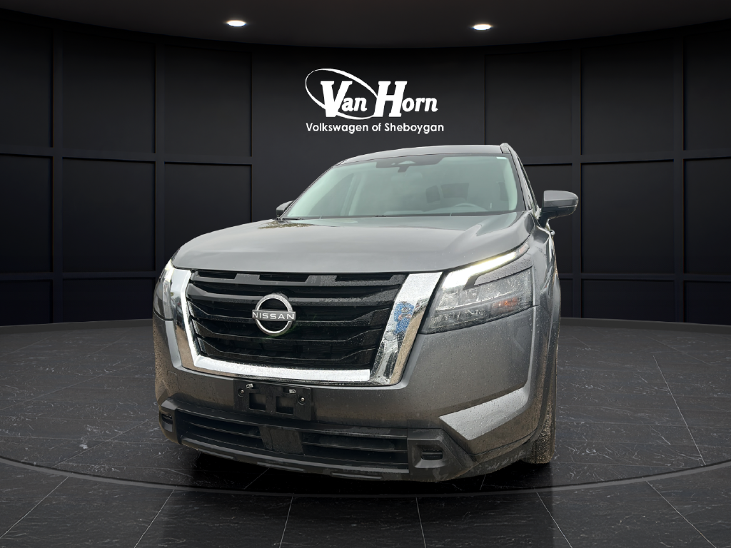Used 2025 Gun Metallic Nissan SV image 2