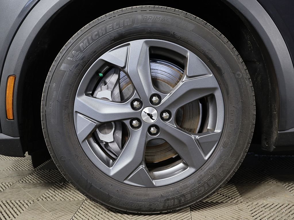 Used 2022 Gray Ford Select image 19