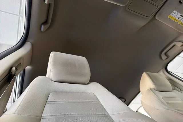 Used 2018 White Diamond Pearl Honda LX image 23
