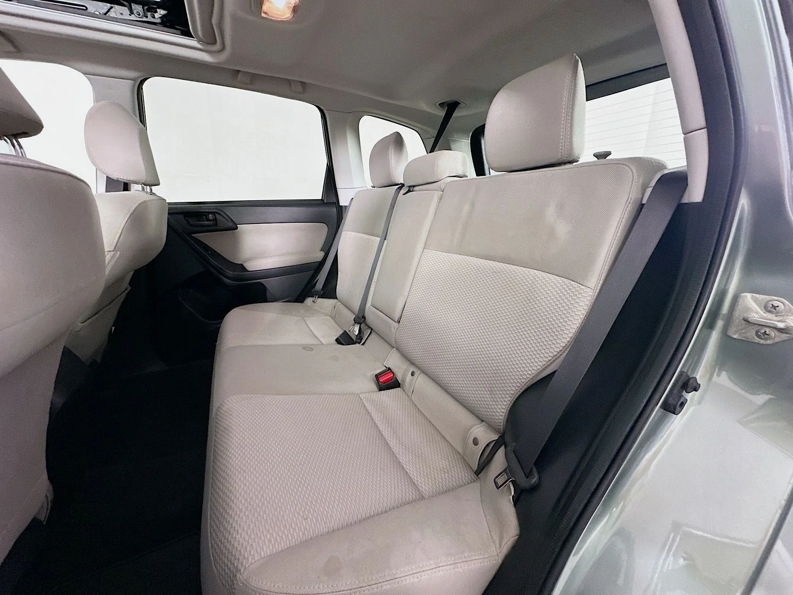 Used 2015 Green Subaru 2.5i Premium image 24