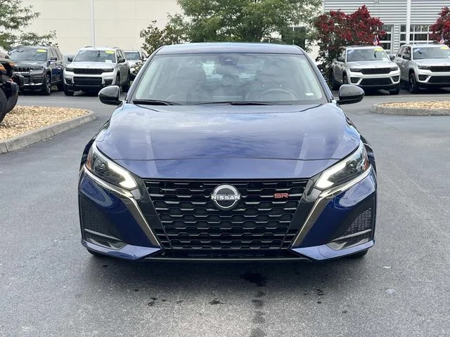Used 2024 Blue Nissan 2.5 SR image 7