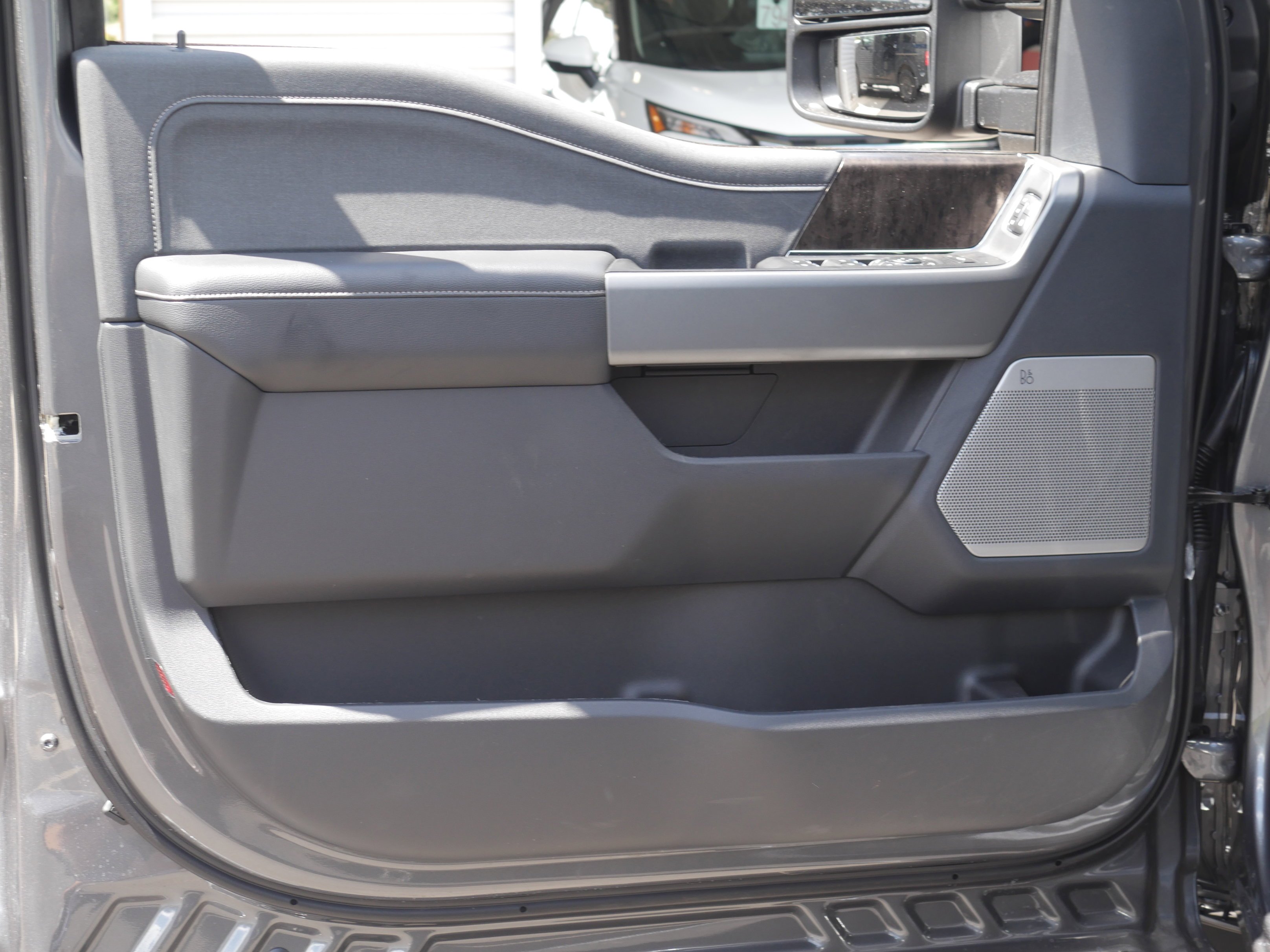 New 2026 Carbonized Gray Metallic Ford F-350® Lariat® image 41