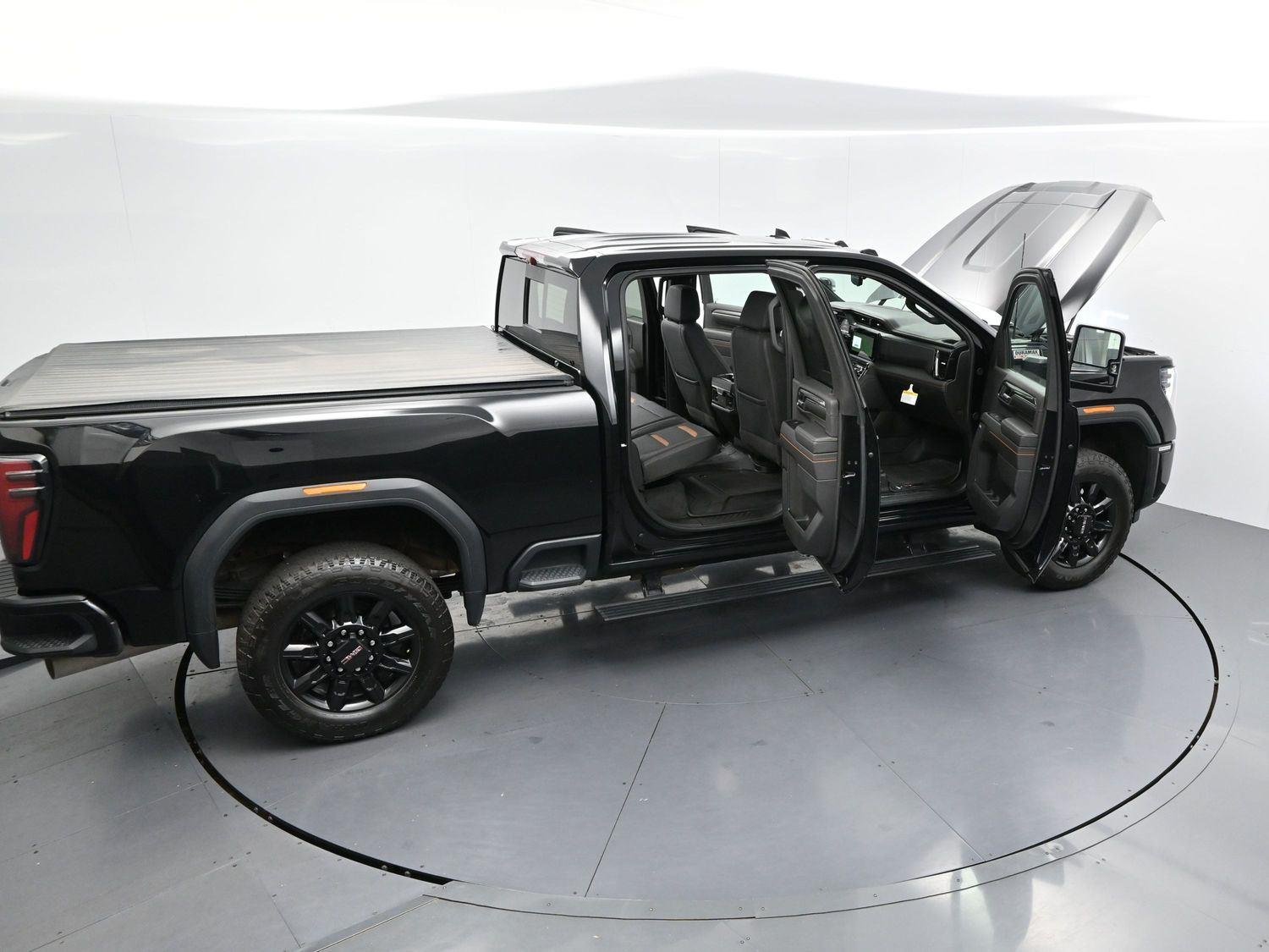 Used 2024 Onyx Black GMC AT4 image 43