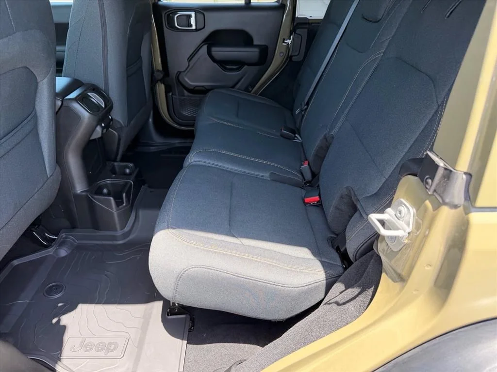 Used 2025 Green Jeep Willys image 10