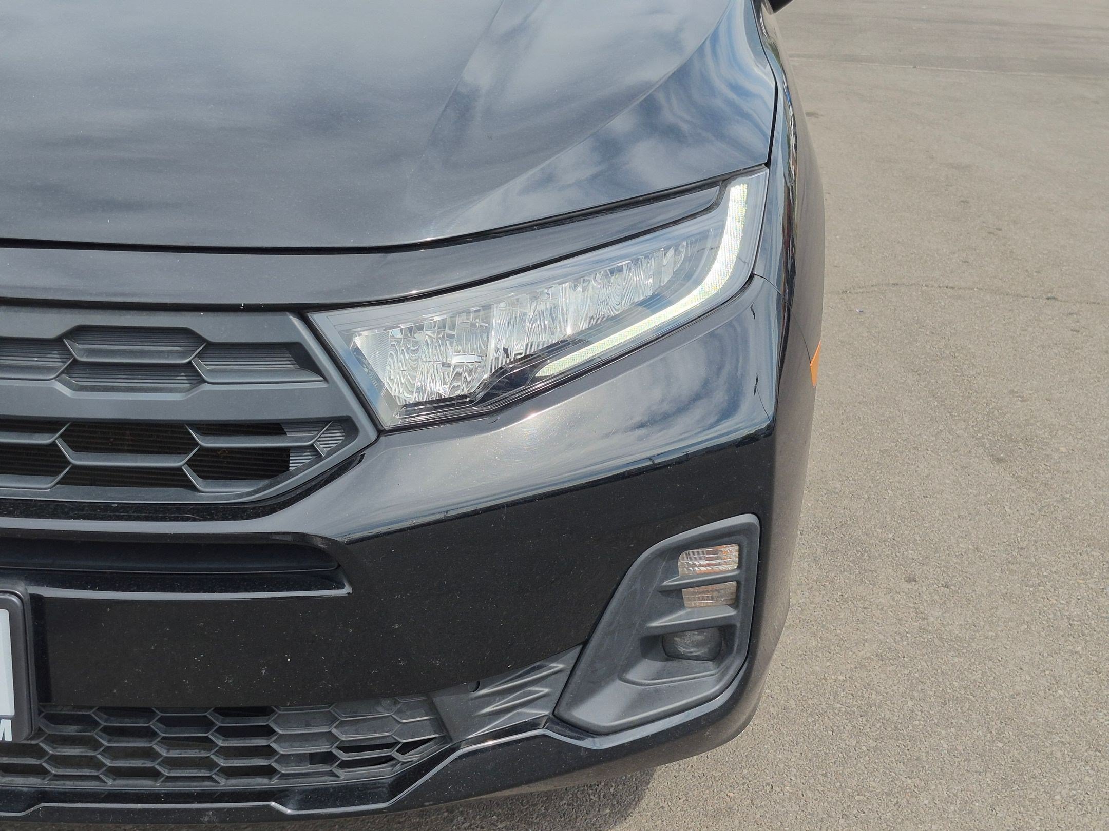 Used 2025 Black Honda EX-L image 10