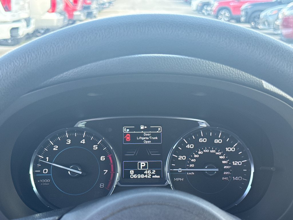 Used 2018 Silver Subaru 2.5i Premium image 17