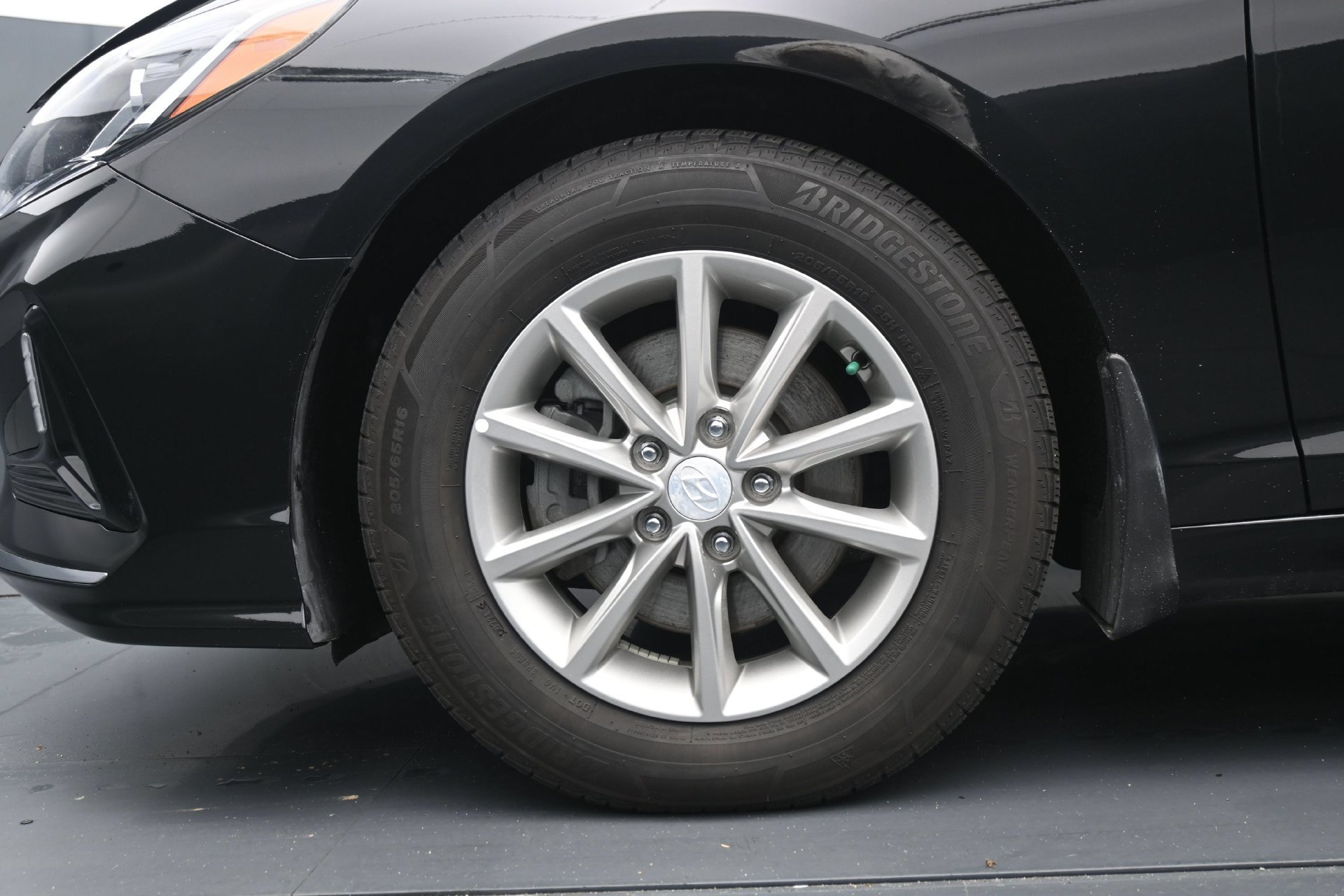 Used 2019 Phantom Black Hyundai SE 2.4L image 23