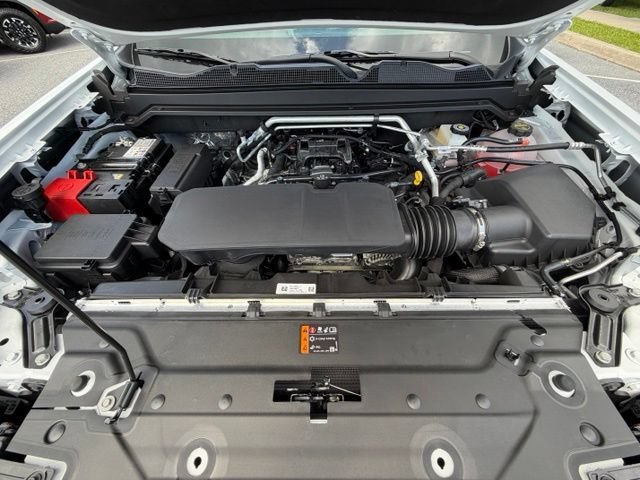 2026 Chevrolet Colorado LT - Photo 18