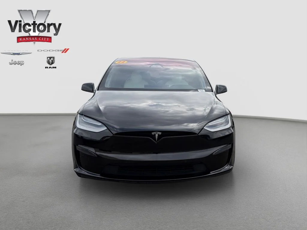 Used 2022 Tesla Model X Plaid with VIN 7SAXCBE64NF331402 for sale in Kansas City