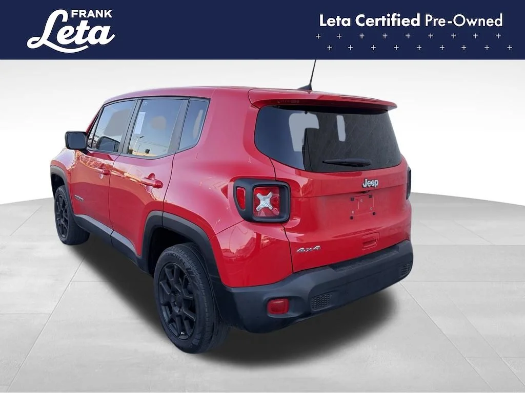 Used 2023 Red Jeep Latitude image 4