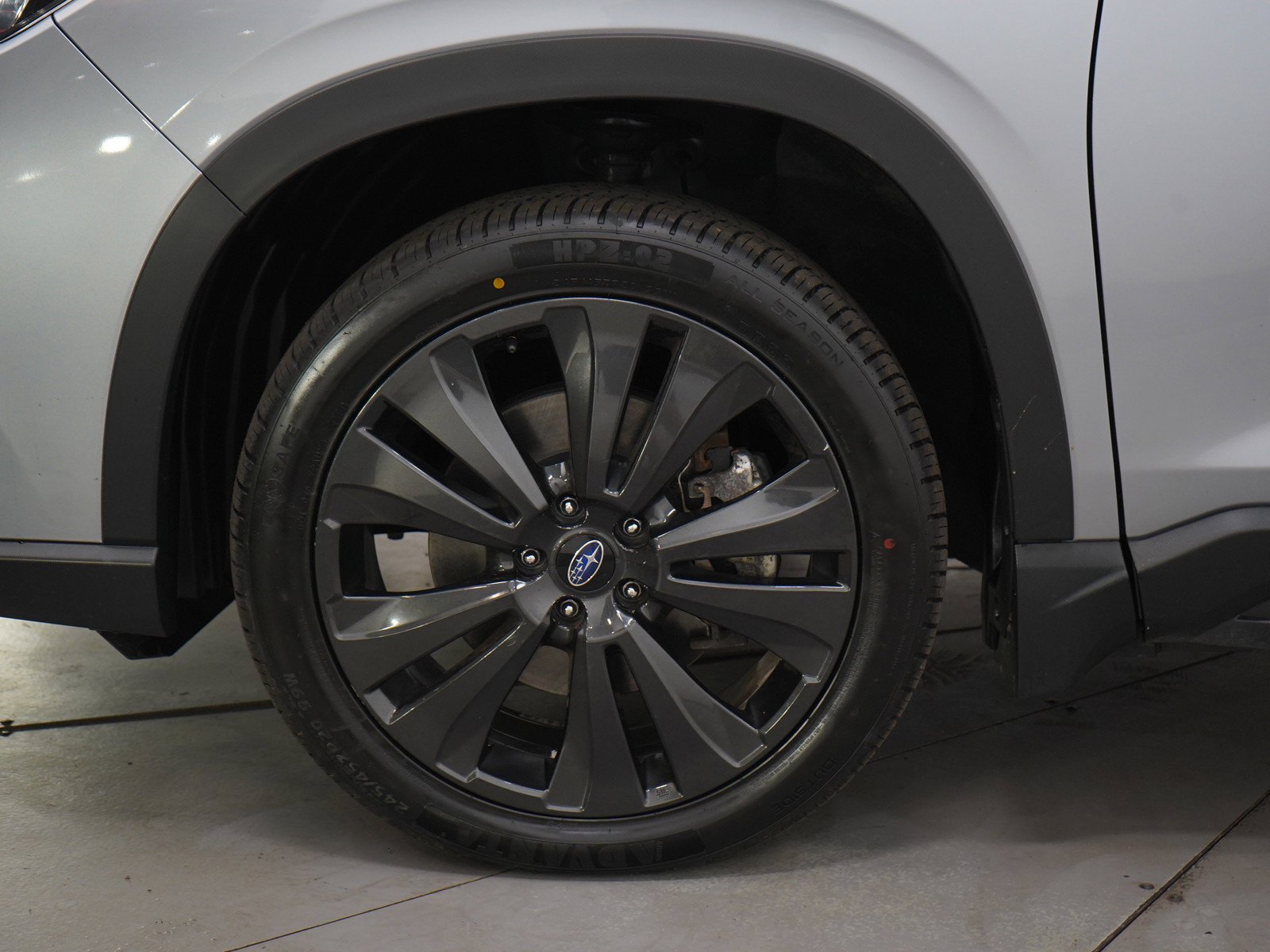 Used 2022 Ice Silver Metallic Subaru Onyx Edition image 29