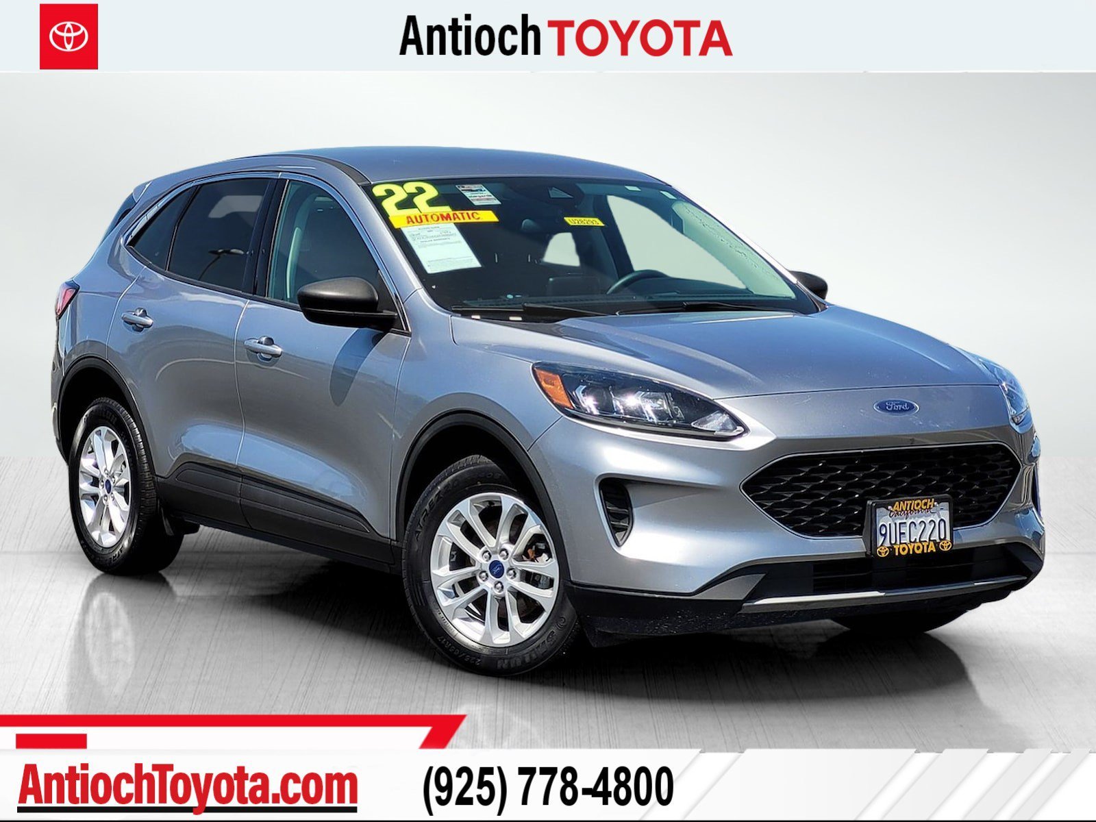 Used 2022 Silver Ford SE image 1