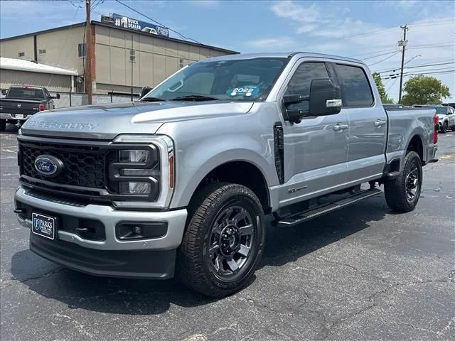 Used 2024 Silver Ford Lariat image 5