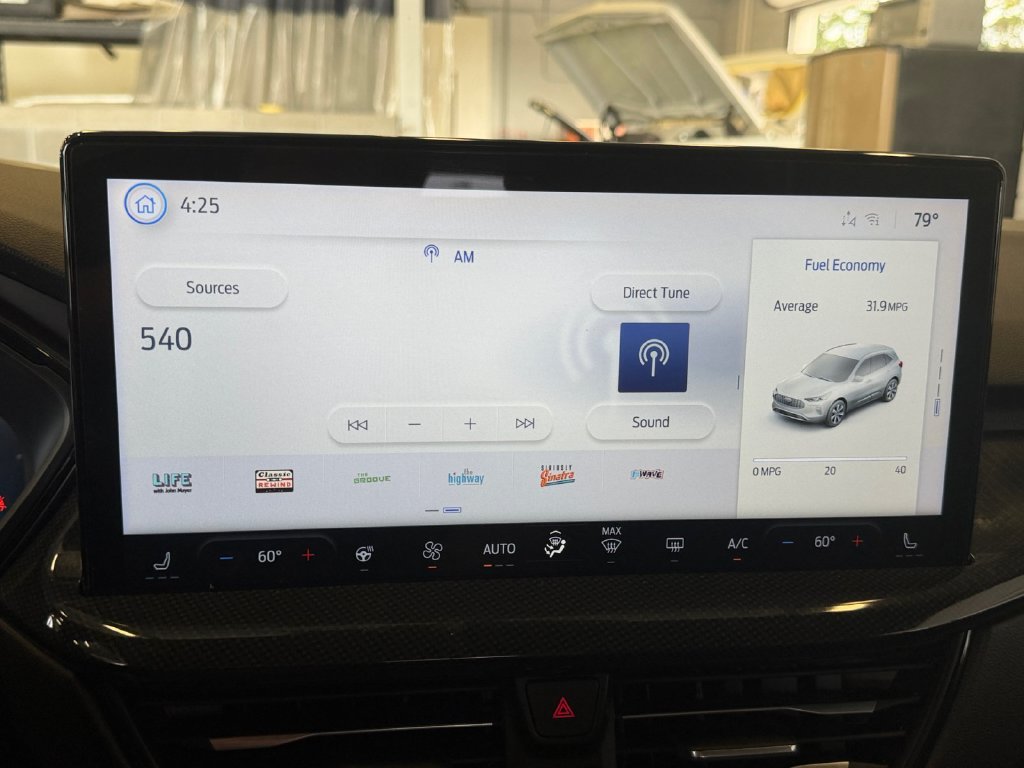 2024 Ford Escape ST-Line Elite - Photo 21