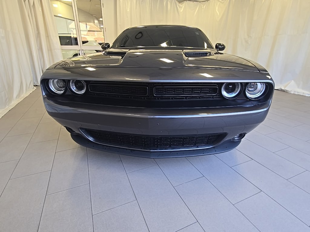Used 2023 Granite Dodge SXT image 5