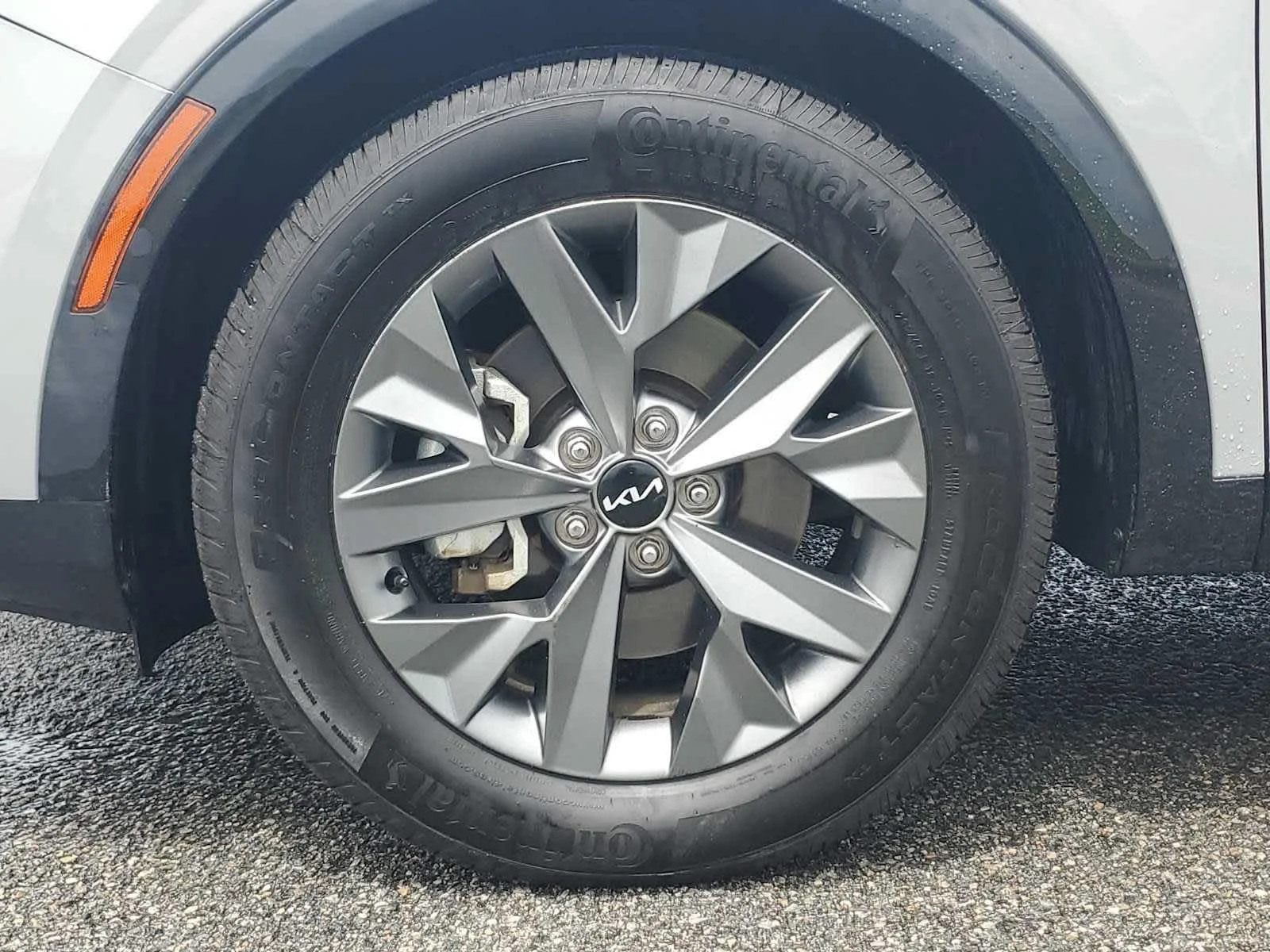 Used 2024  Kia SX image 10