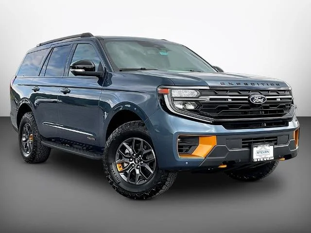 New 2027 Nocturnal Blue Metallic Ford Tremor® image 36