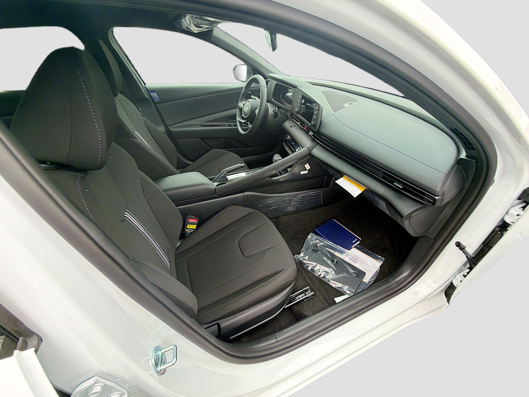 New 2026 Serenity White Hyundai SEL Sport image 44