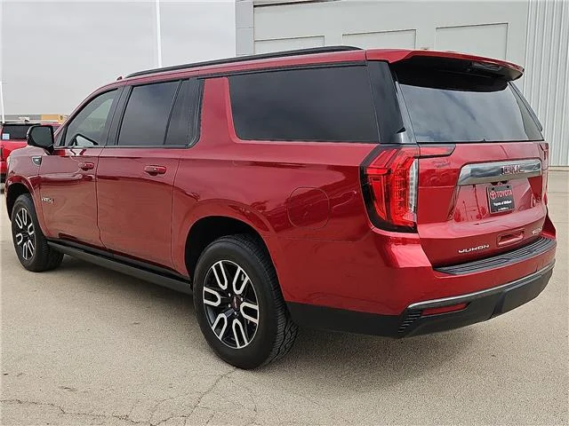 Used 2021 Cayenne Red Tintcoat GMC AT4 4x4 image 2