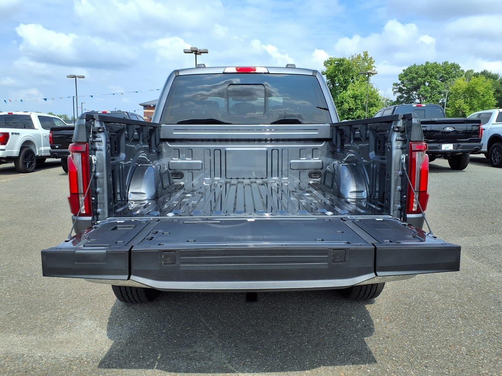 New 2026 Carbonized Gray Metallic Ford Lariat® image 32