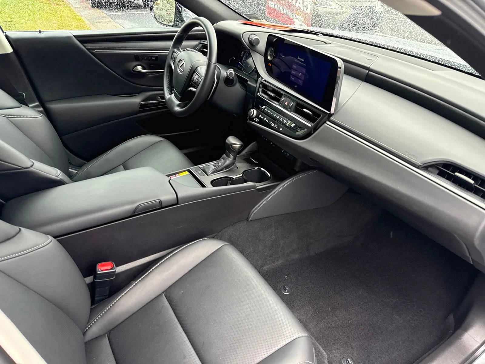 Used 2025 Silver Lexus 350 image 28