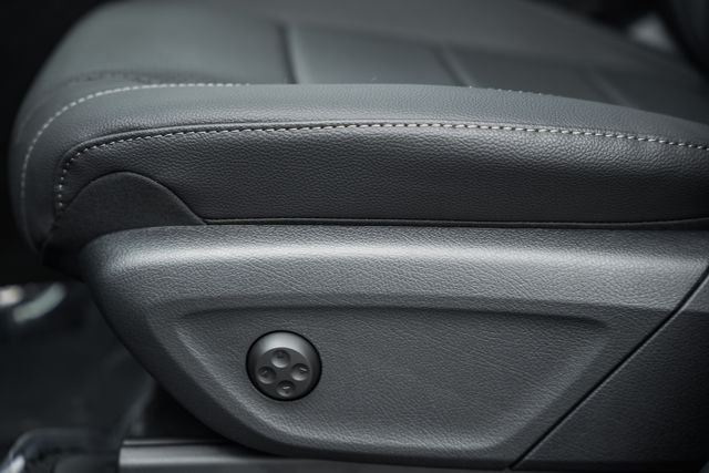 New 2026 Black Mercedes-Benz GLE 350 image 37