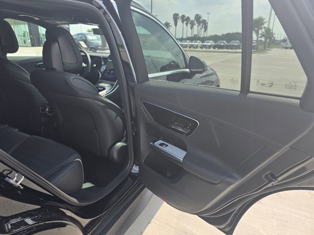 New 2026 Black Mercedes-Benz GLC 300 image 46