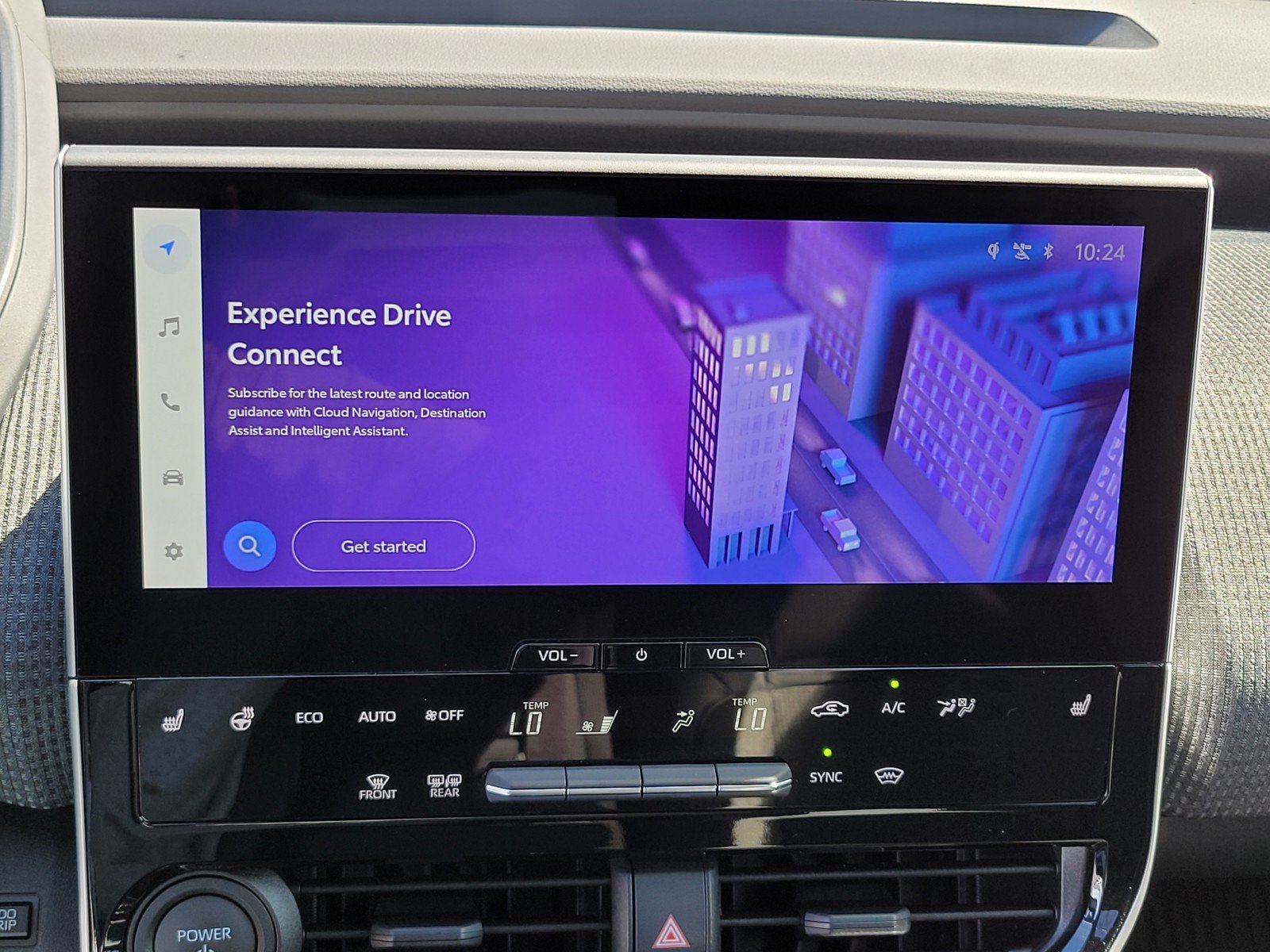 Certified Used 2025  Toyota  image 40