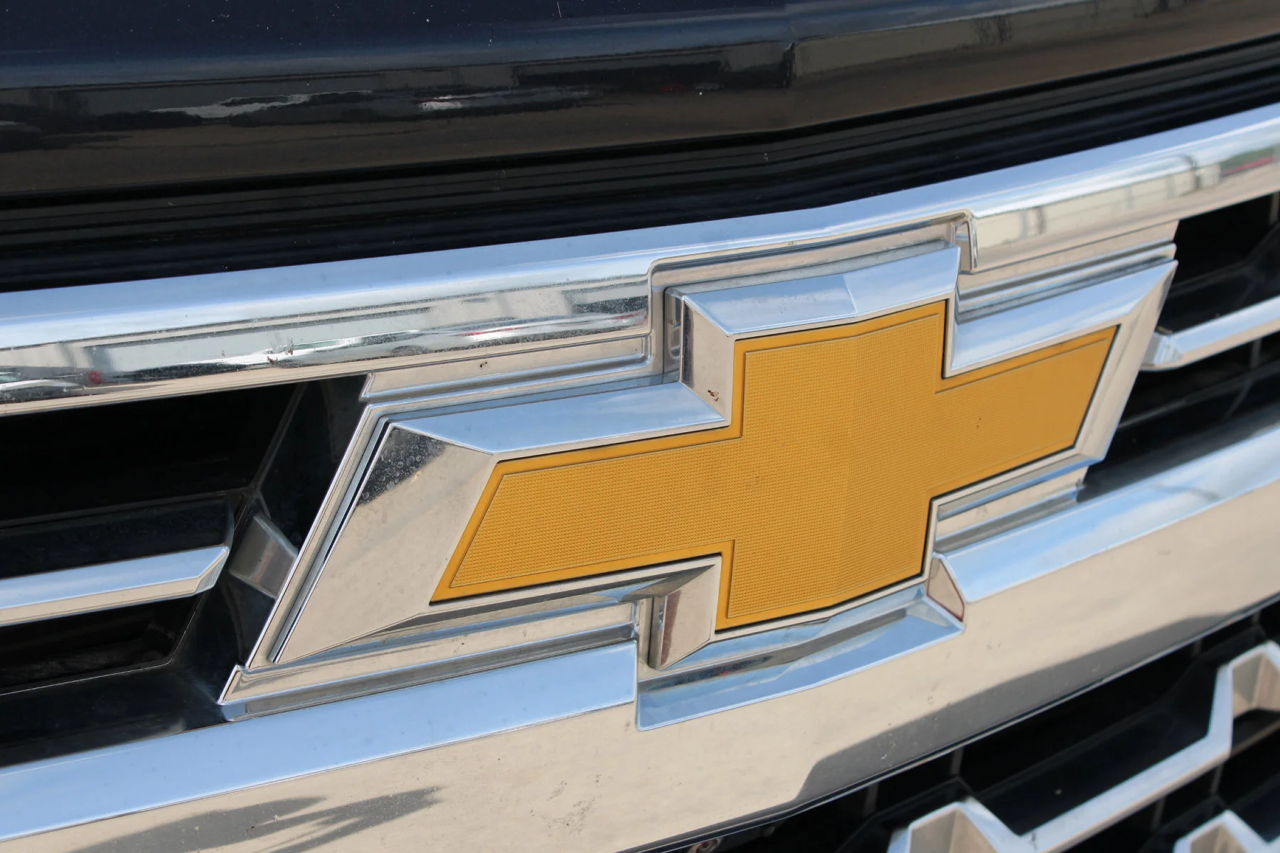 Used 2023 Dark Ash Metallic Chevrolet 4WD Crew Cab 147 LTZ image 22