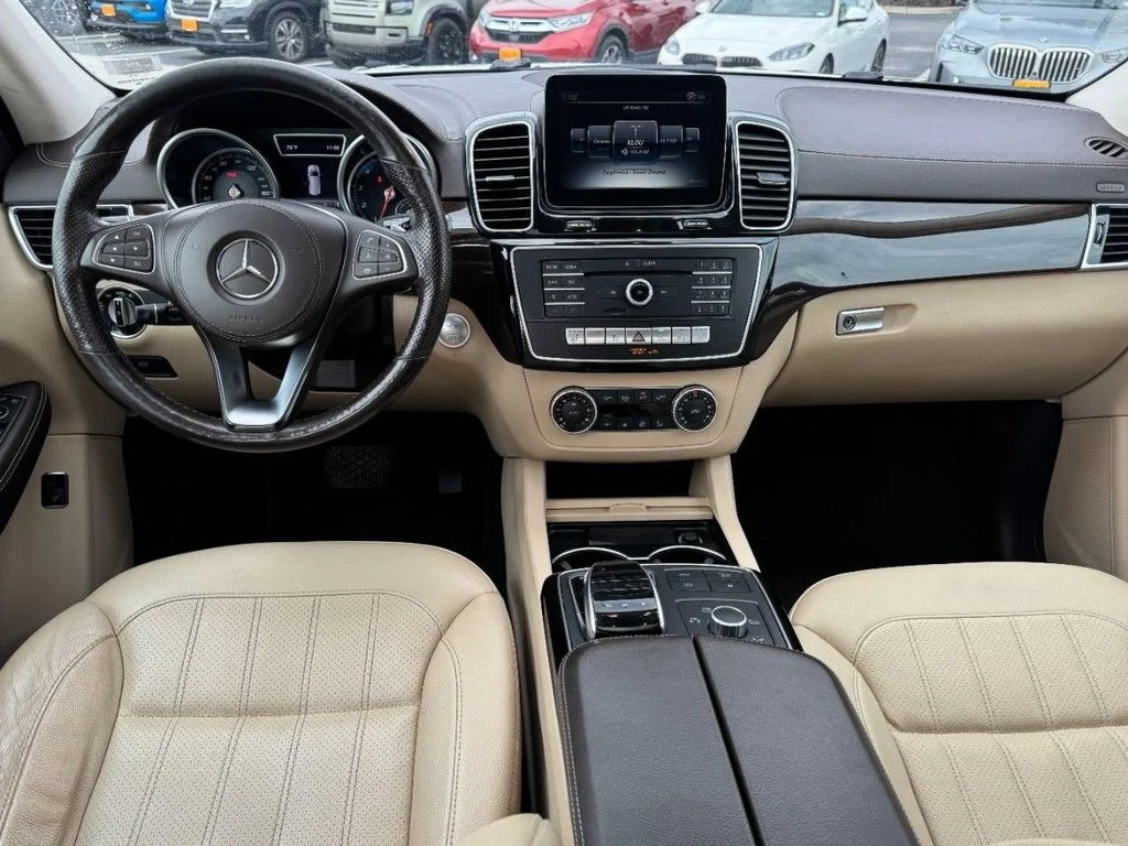 Used 2017 designo Diamond White Metallic Mercedes-Benz GLS 450 image 13