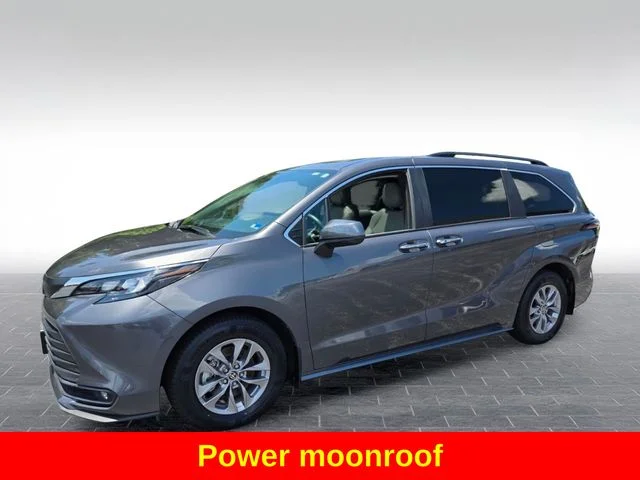Used 2025 Gray Toyota XLE image 4