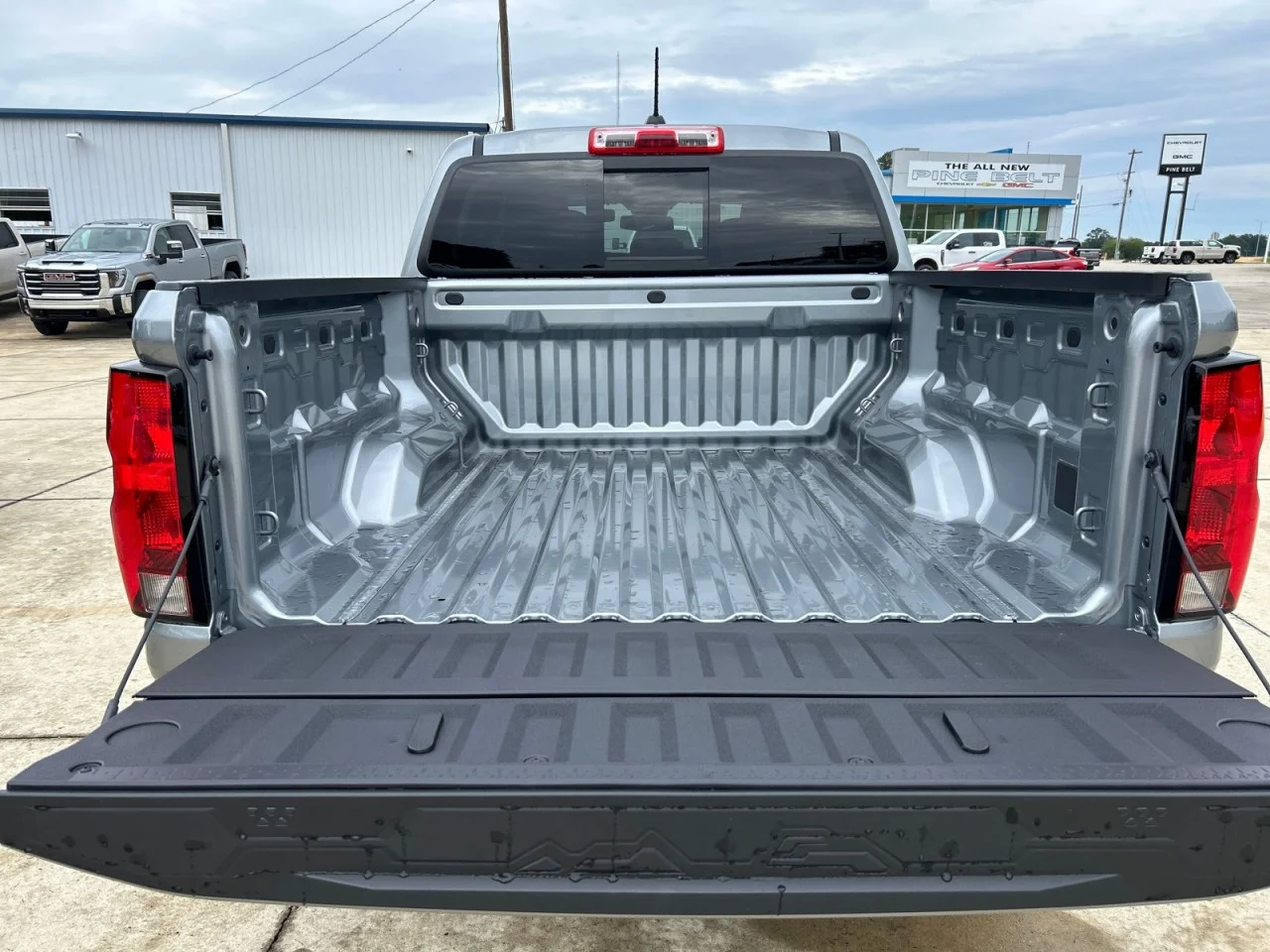 New 2026 Sterling Gray Metallic Chevrolet LT image 7