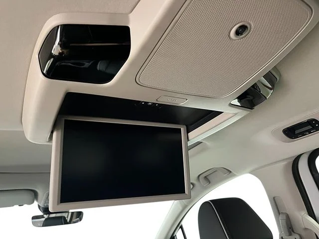 New 2026 Platinum White Pearl Honda Touring image 24
