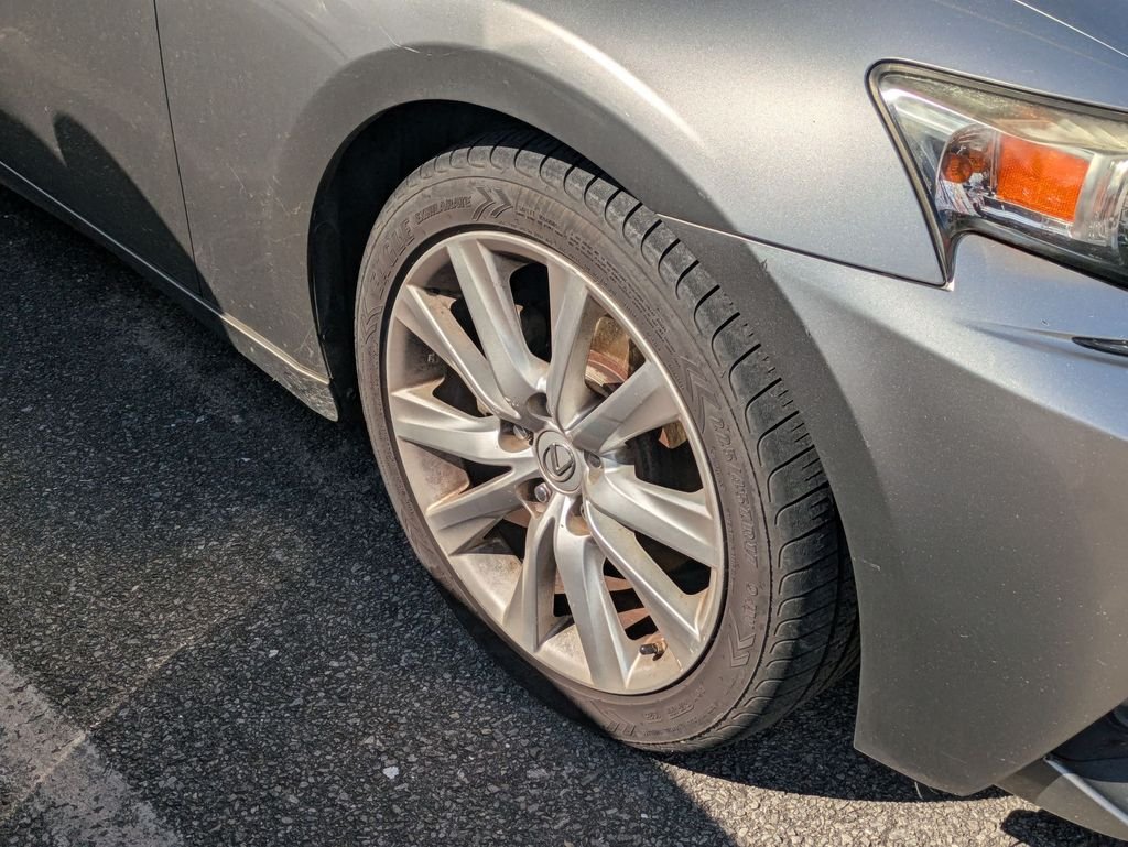 Used 2014 Silver Lexus 250 image 5