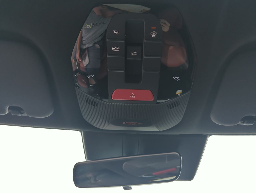 New 2026 Snow White Pearl Kia GT-Line image 27