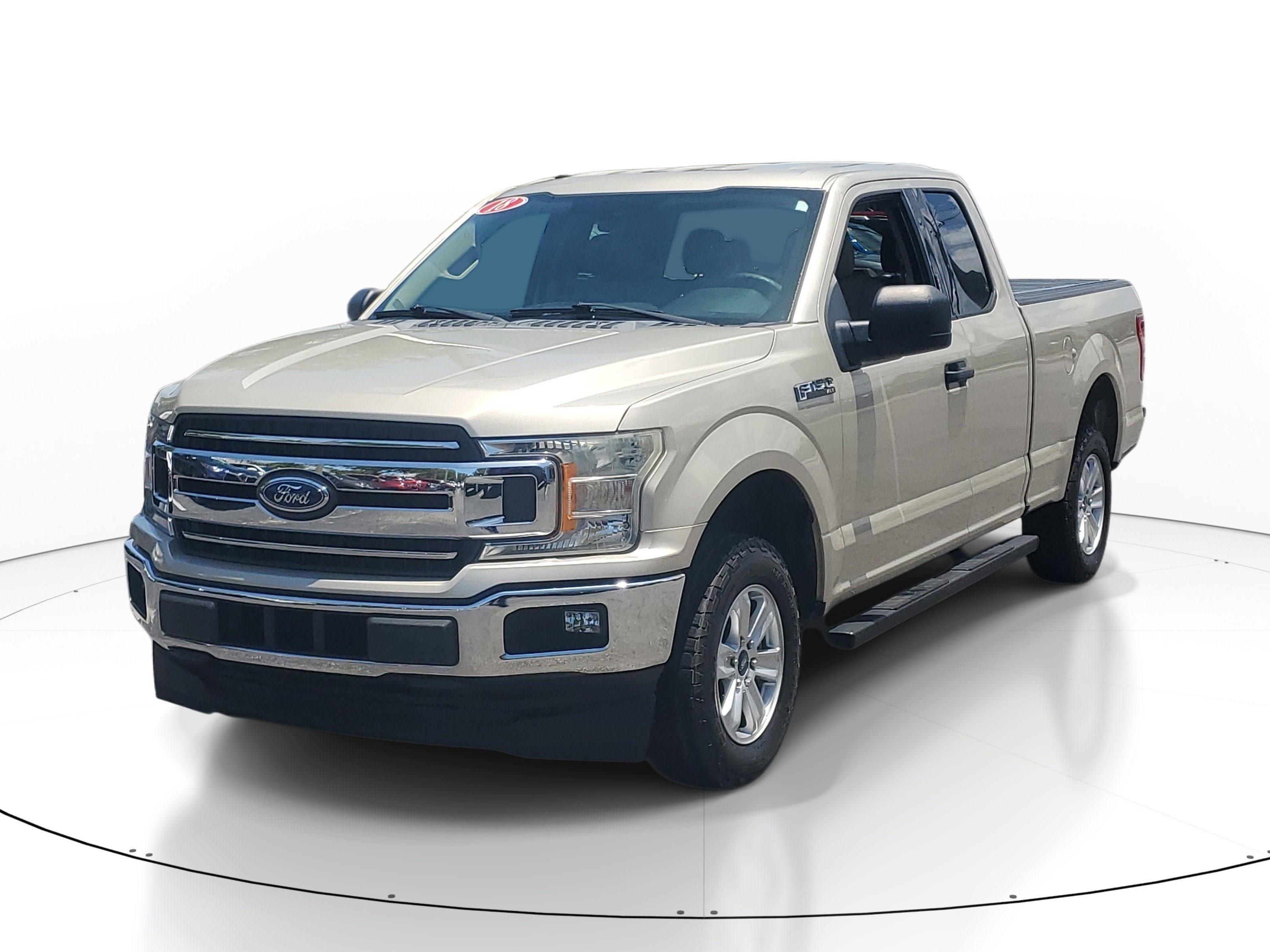 Used 2018 White Gold Ford XLT image 2