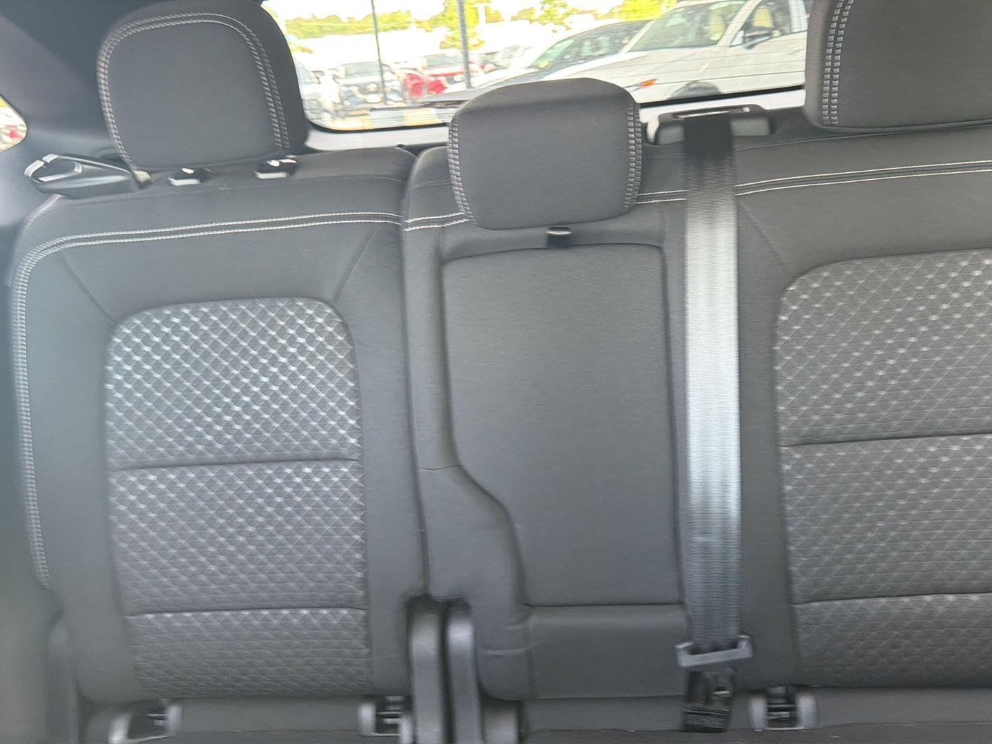 Used 2023 Agate Black Ford Active image 9