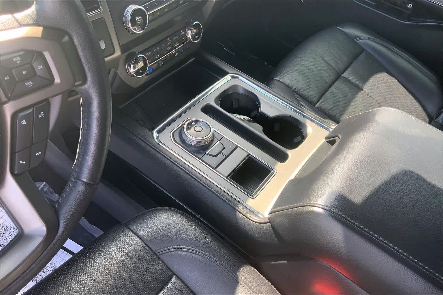 Used 2020 Magnetic Metallic Ford XLT image 16
