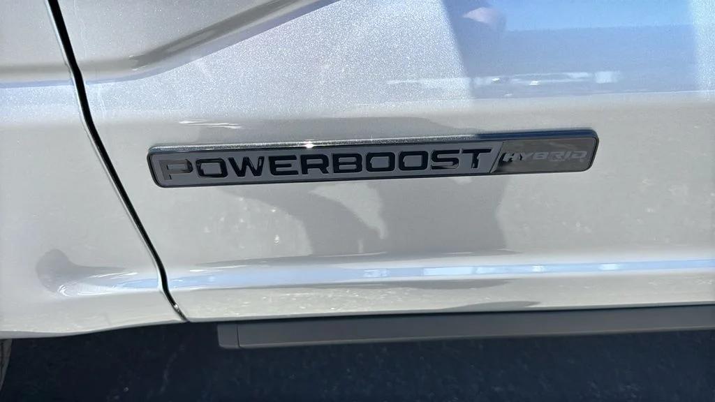 New 2026 Iconic Silver Metallic Ford Platinum® image 6