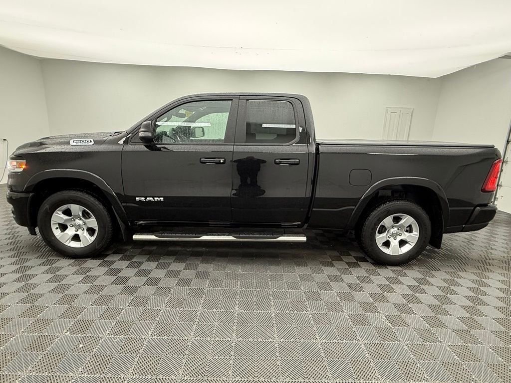 Used 2025 Diamond Black Ram Big Horn/Lone Star image 13