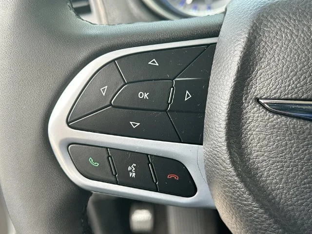 Used 2023 Silver Chrysler Touring image 49