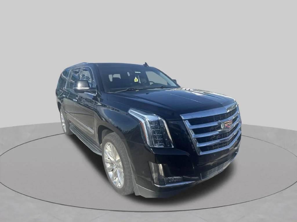 Used 2020 Black Raven Cadillac Luxury image 3
