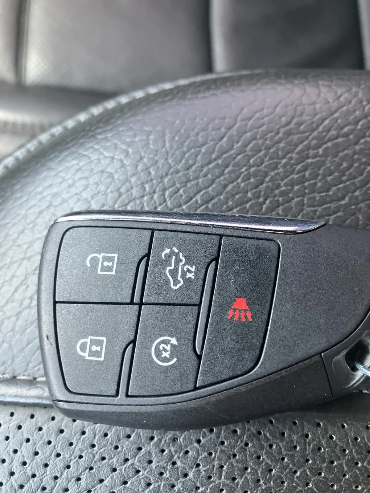 Used 2022 Cayenne Red Tintcoat GMC Denali image 40