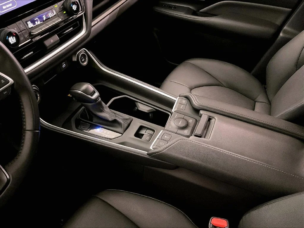 Certified Used 2025 Black Toyota XLE image 19
