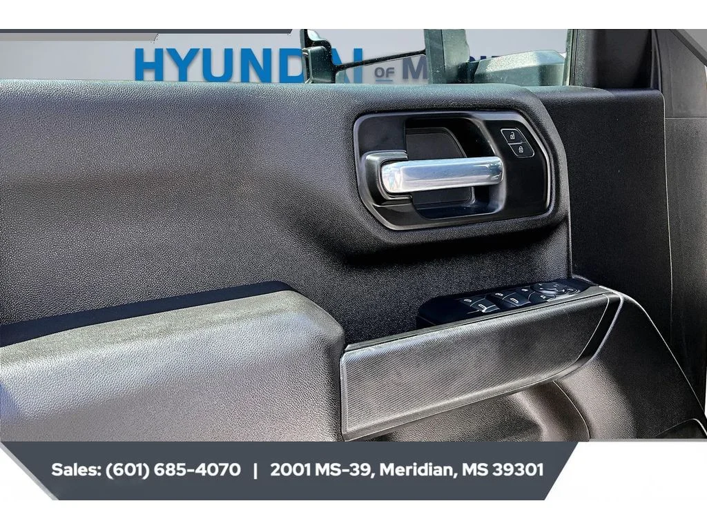 Used 2024 Summit White Chevrolet Custom image 17