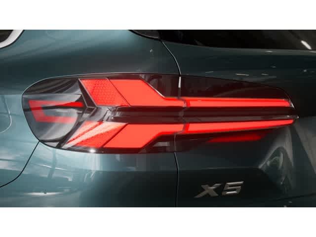 Used 2026 Blue Ridge Mountain Metallic BMW sDrive40i image 15