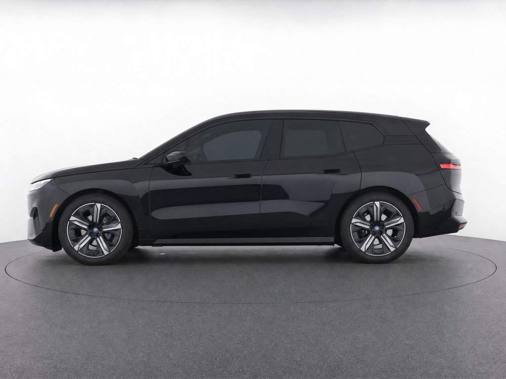 Certified Used 2024 Dark Graphite BMW xDrive50 image 6