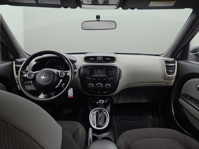 Used 2016 Kia Soul Base with VIN KNDJN2A26G7347304 for sale in Raynham, MA